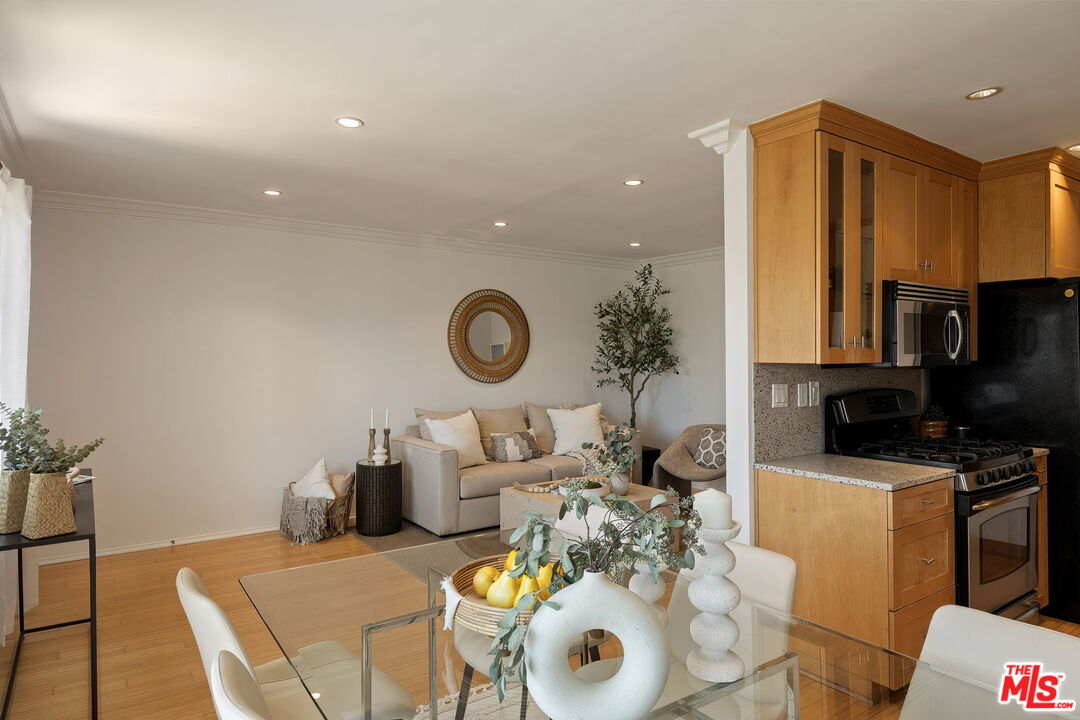 2721 2nd St Unit: 205