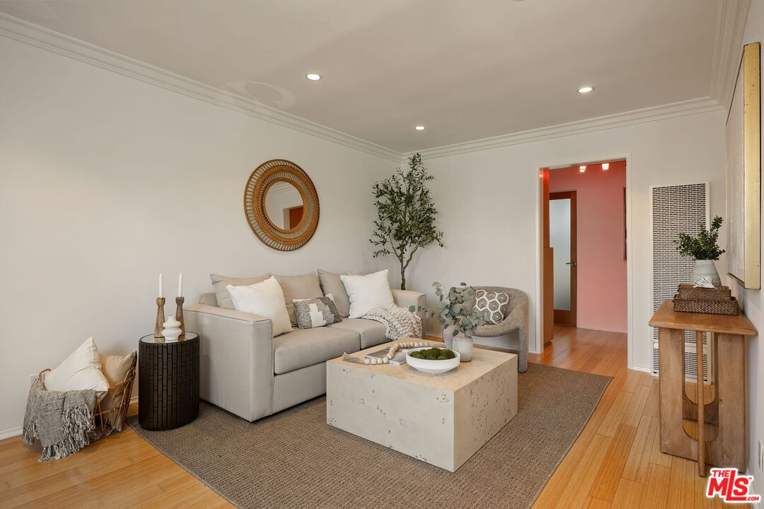 2721 2nd St Unit: 205