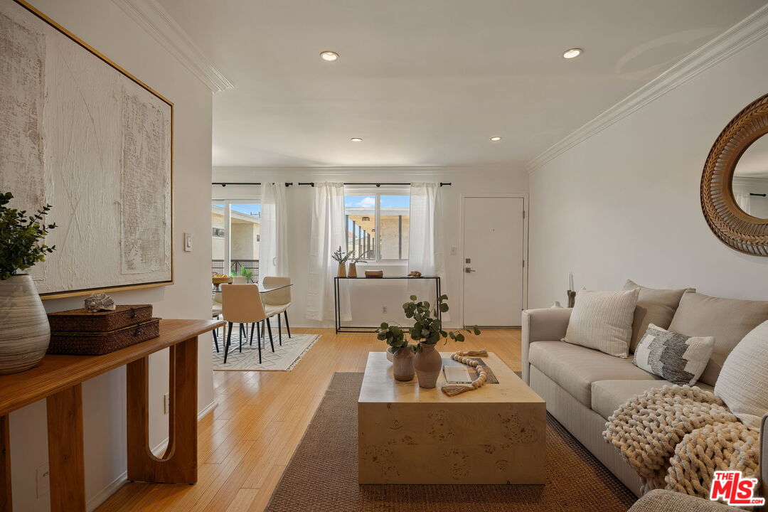 2721 2nd St Unit: 205
