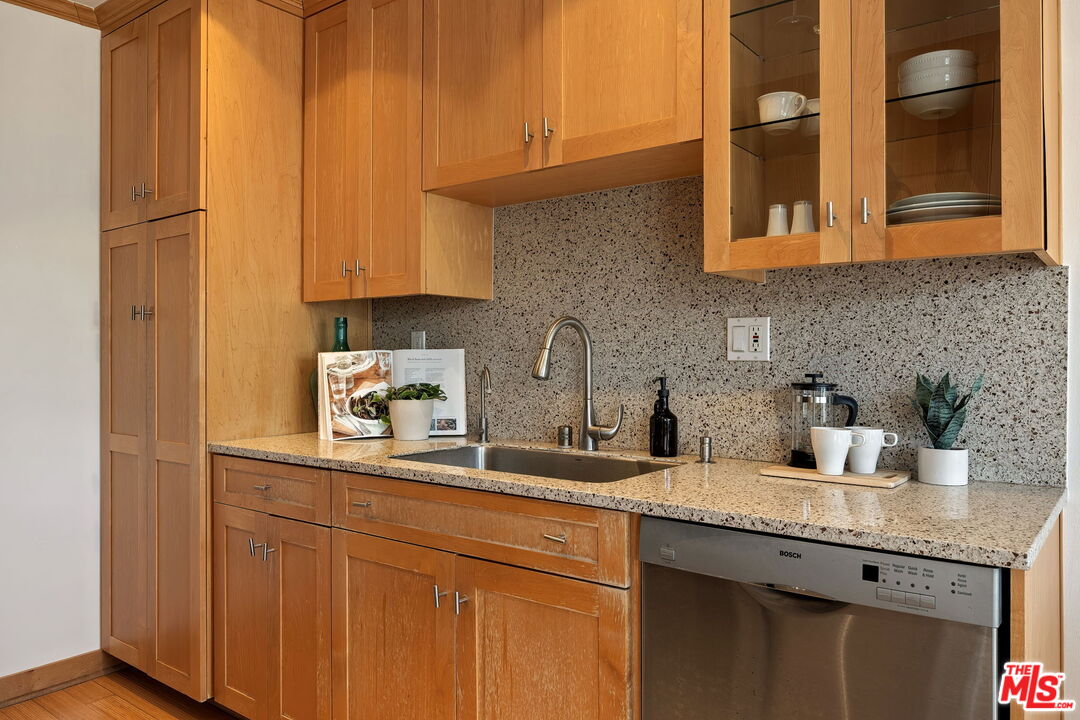 2721 2nd St Unit: 205