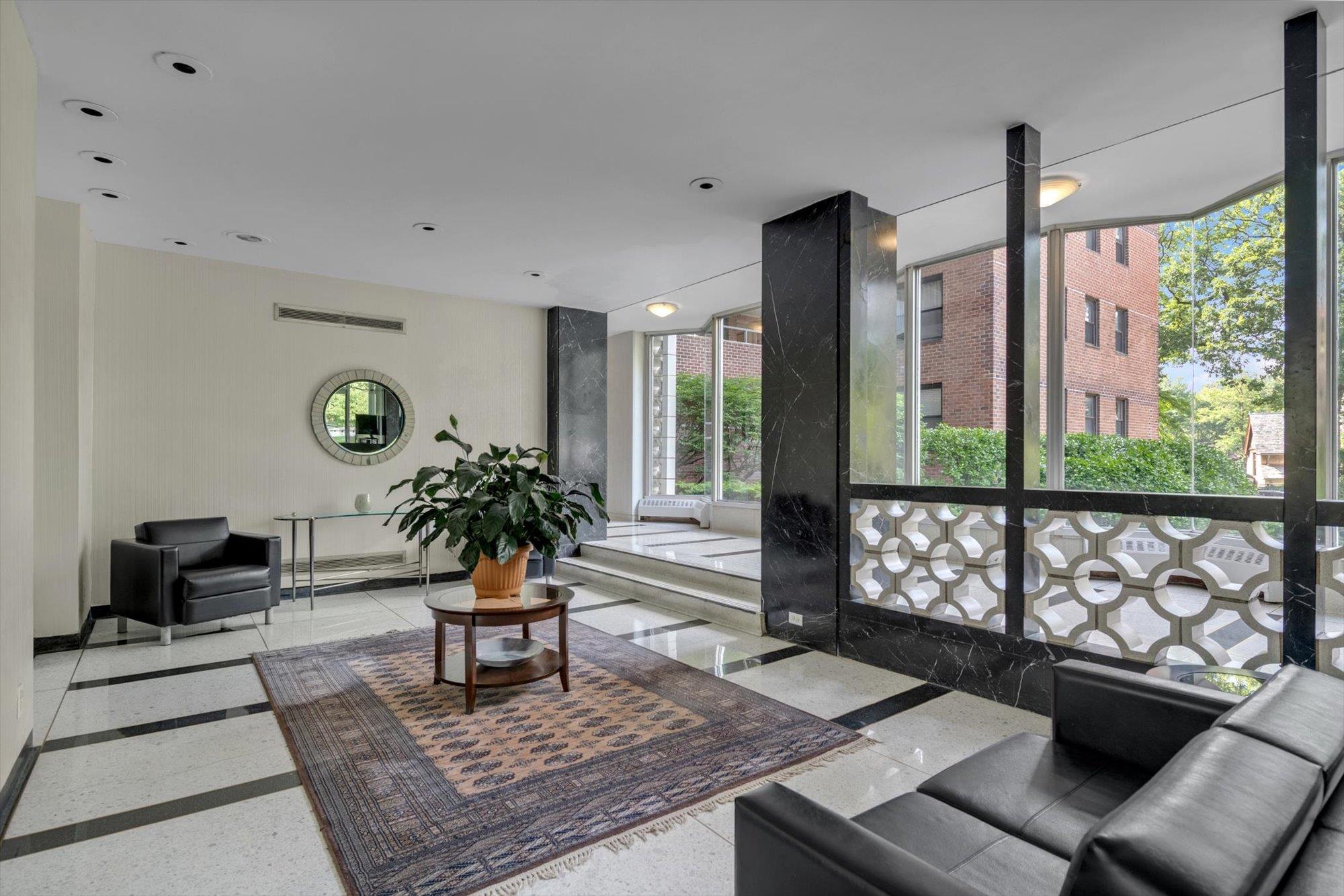 4705 Henry Hudson Parkway W Unit: 1J