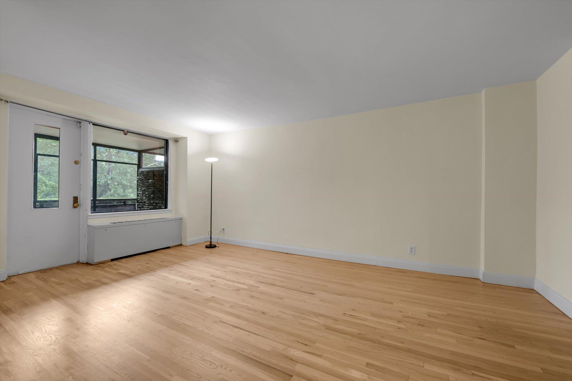 4705 Henry Hudson Parkway W Unit: 1J