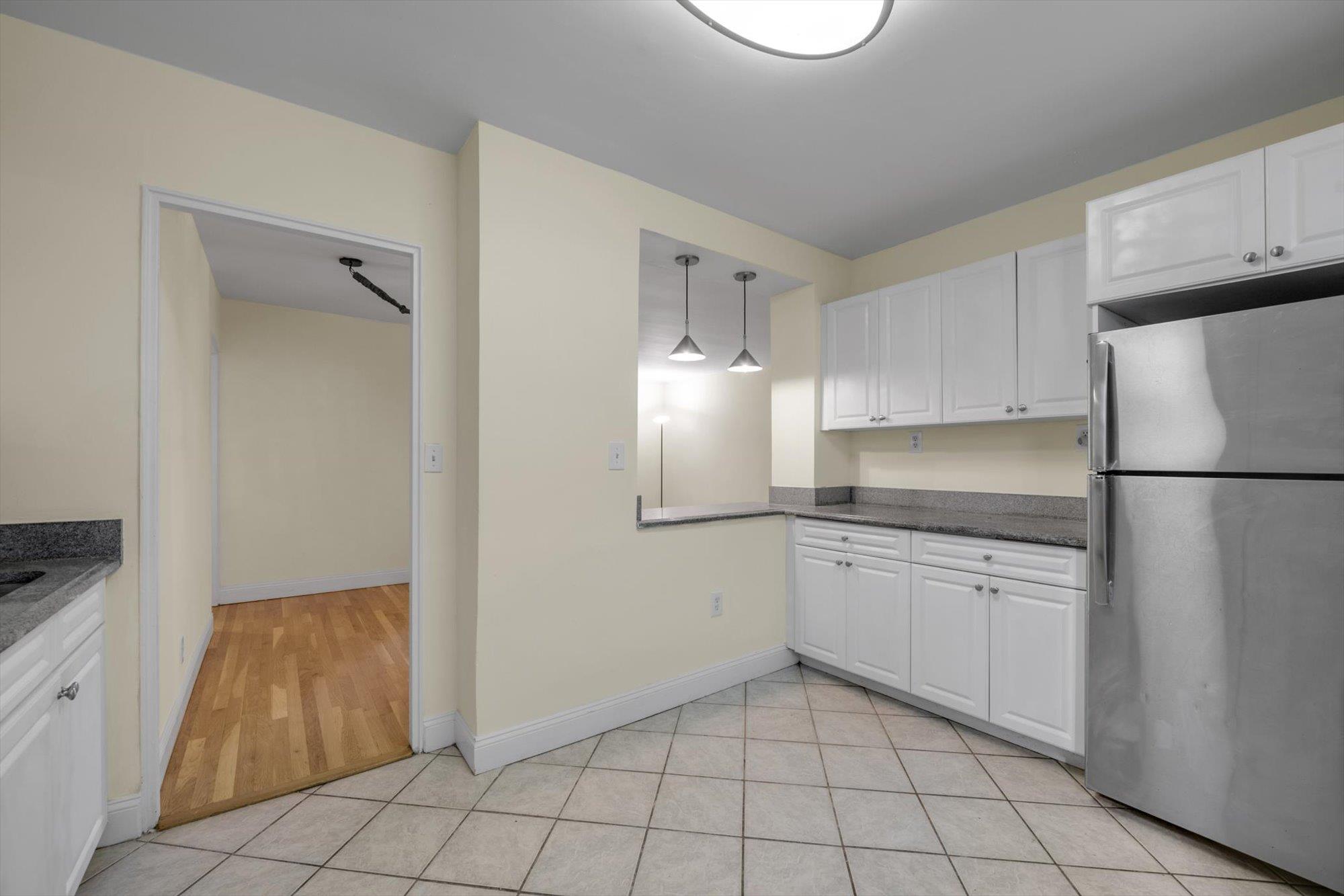 4705 Henry Hudson Parkway W Unit: 1J