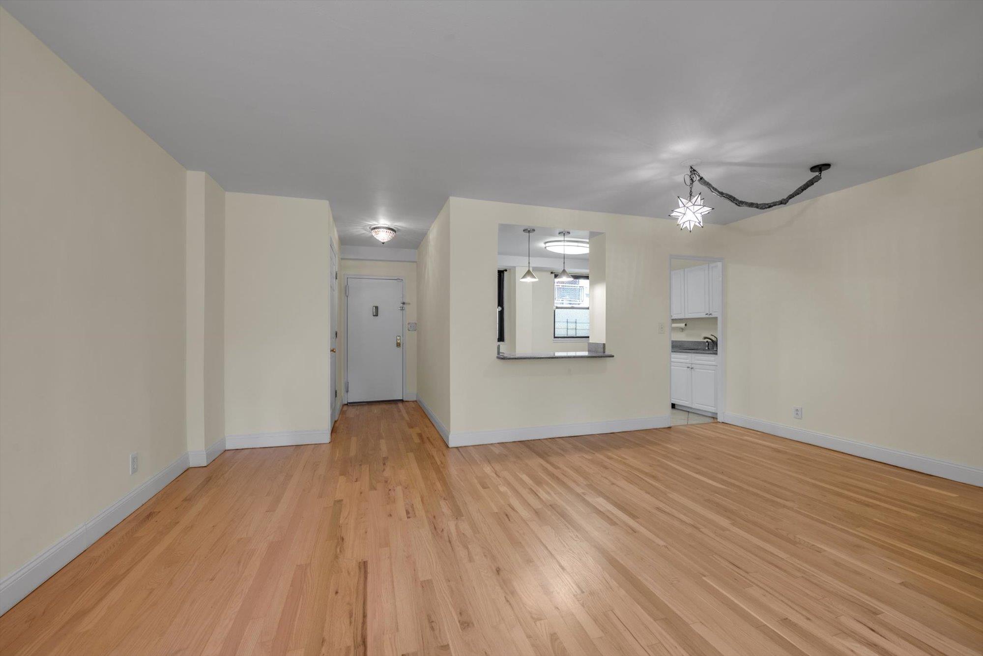 4705 Henry Hudson Parkway W Unit: 1J