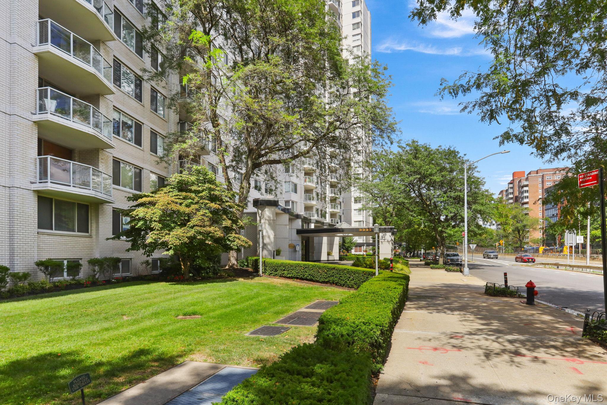 3333 Henry Hudson Parkway Unit: 12M