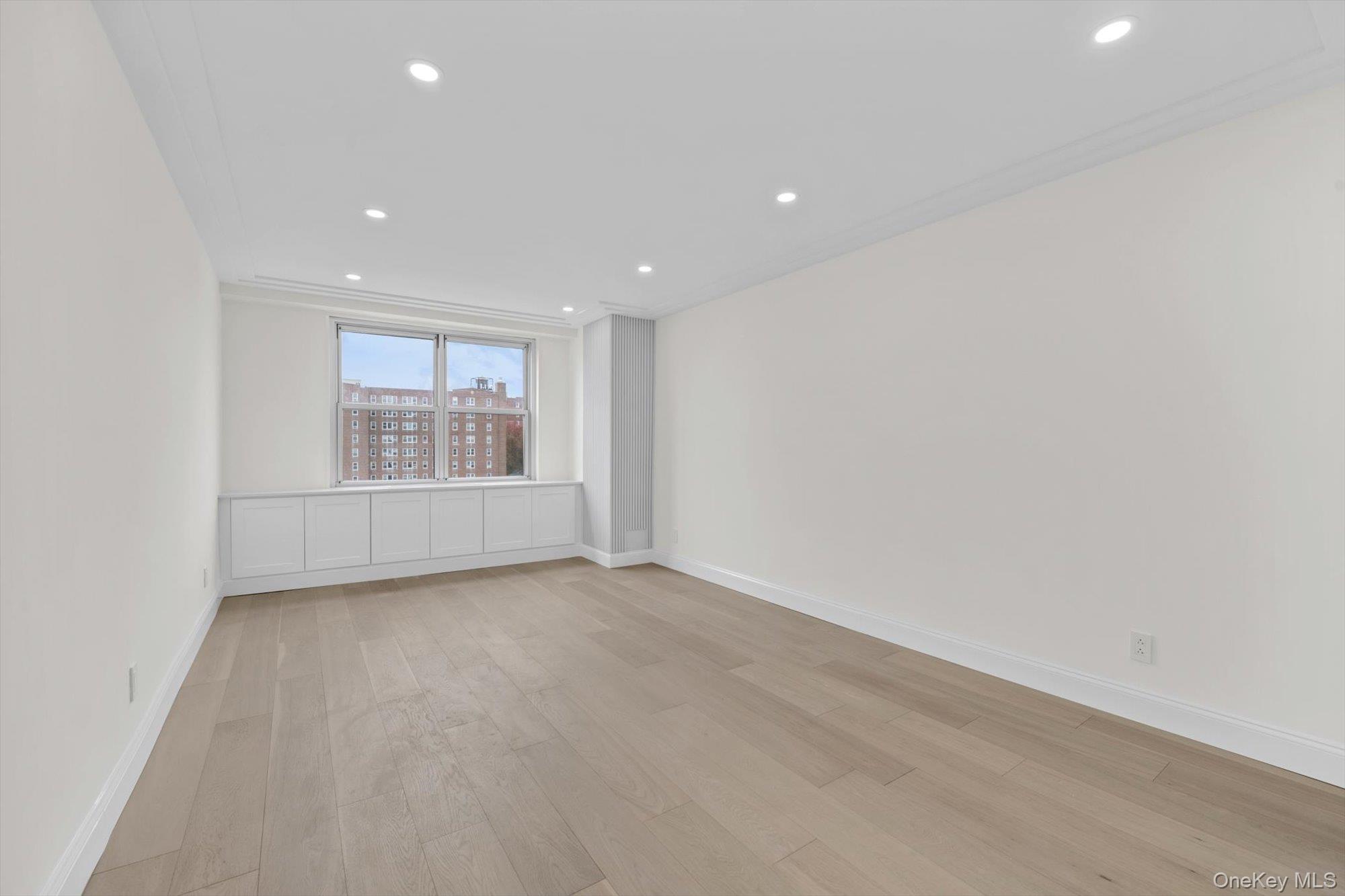 555 Kappock Street Unit: 12G