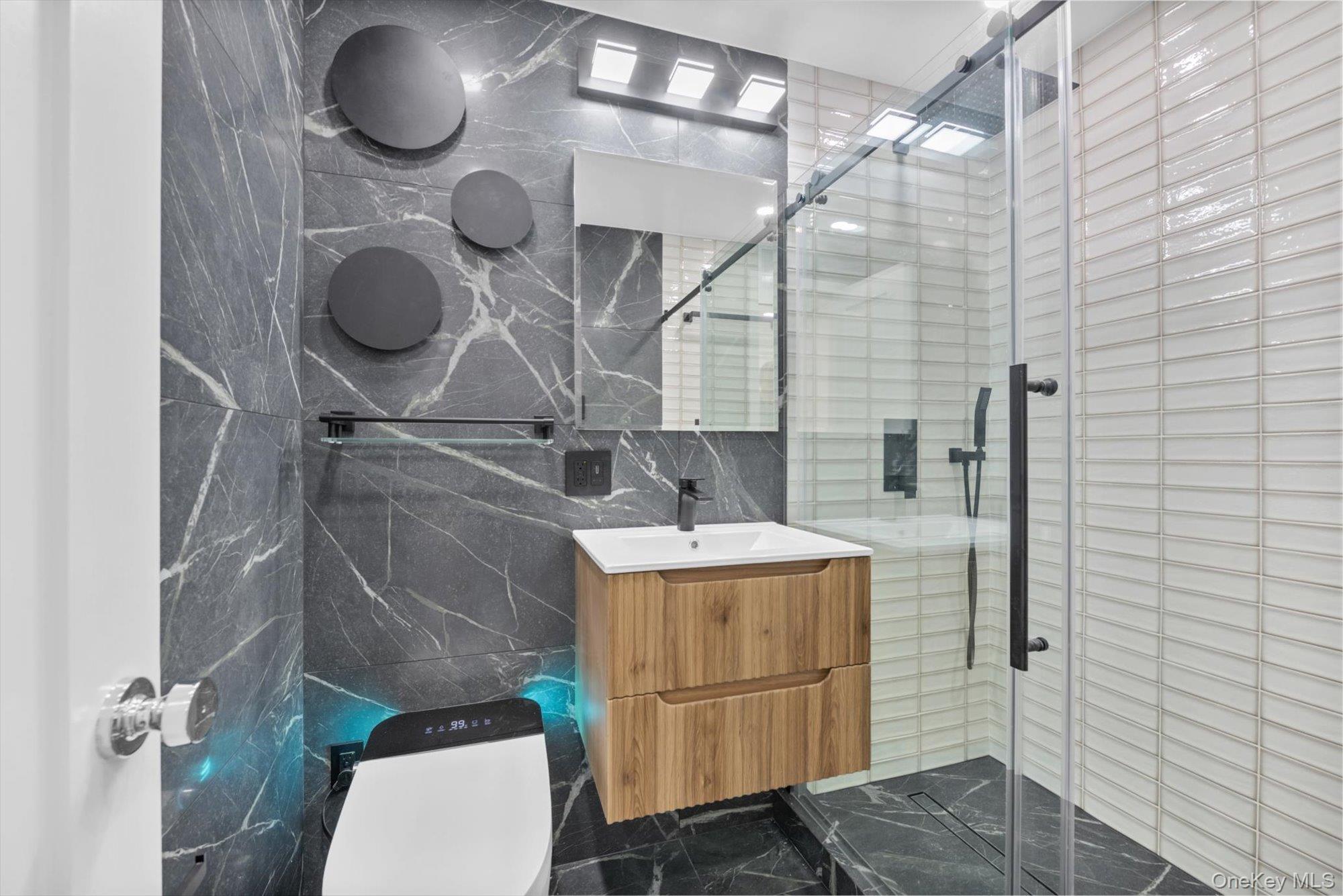 555 Kappock Street Unit: 12G