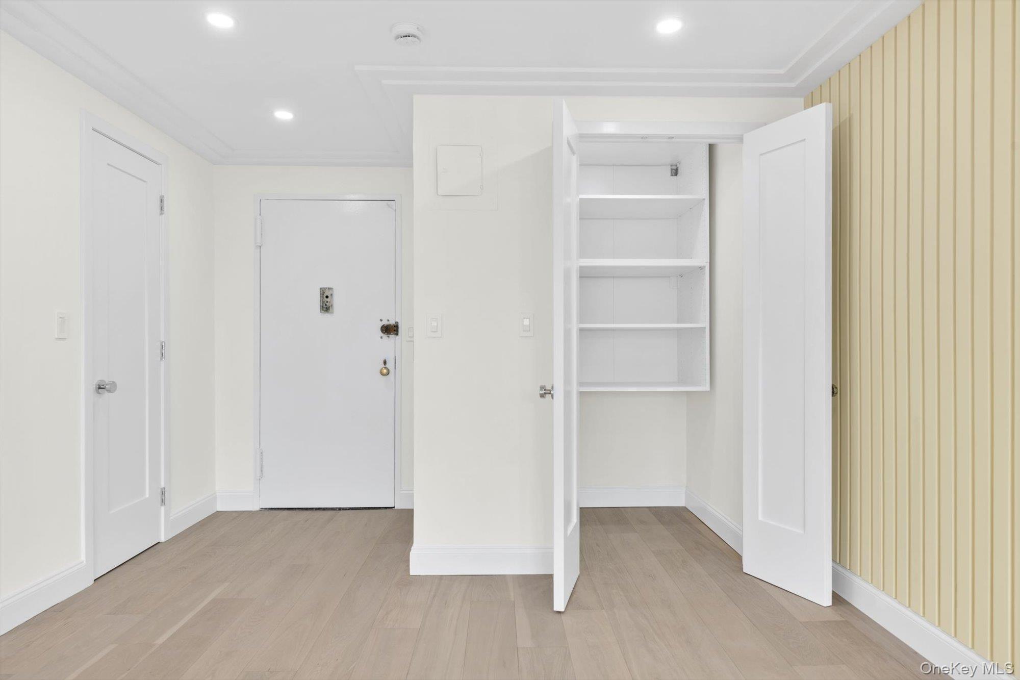 555 Kappock Street Unit: 12G