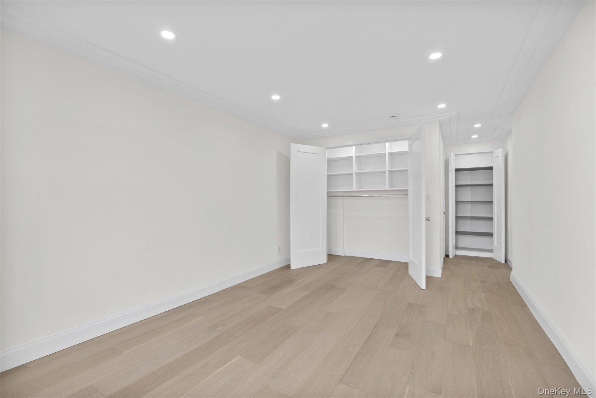 555 Kappock Street Unit: 12G