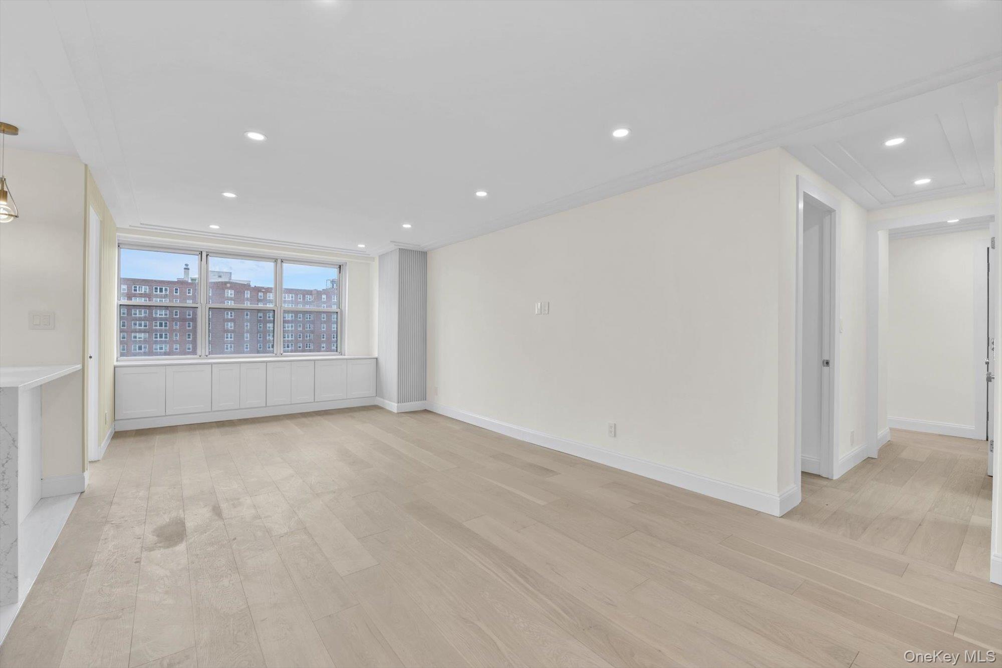 555 Kappock Street Unit: 12G