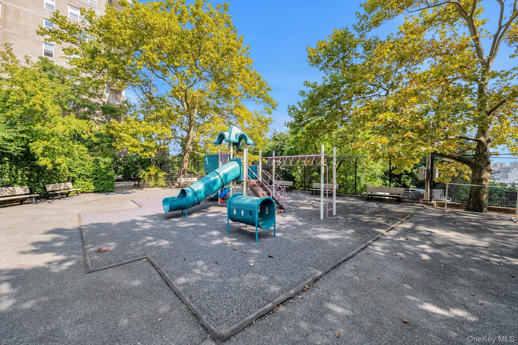 555 Kappock Street Unit: 12G