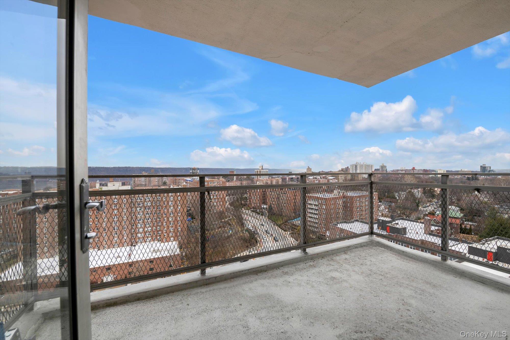 555 Kappock Street Unit: 21E