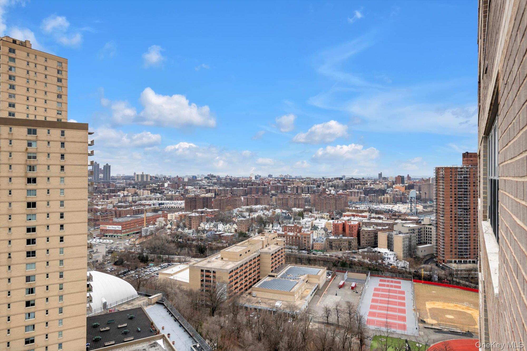 555 Kappock Street Unit: 21E