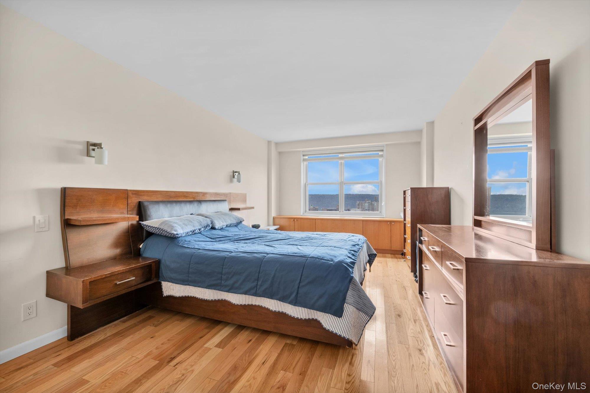 555 Kappock Street Unit: 21E