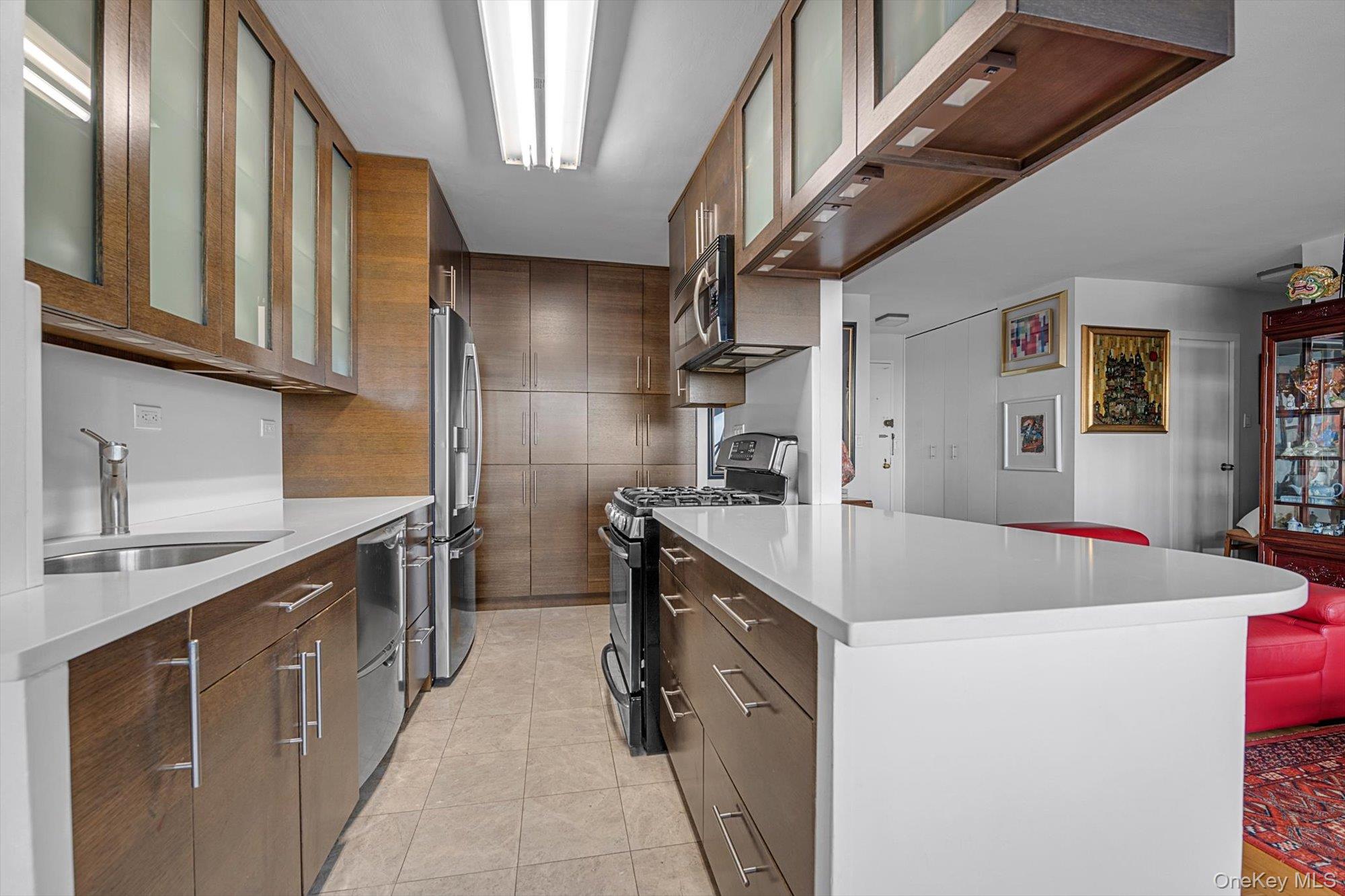 555 Kappock Street Unit: 22C