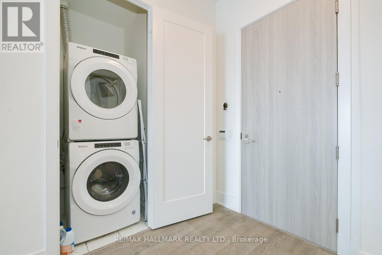 420 - 80 VANAULEY STREET