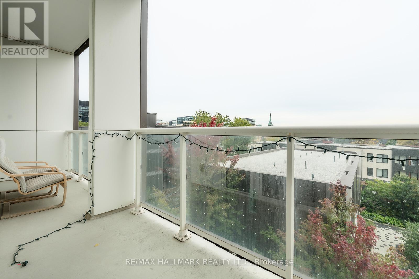 420 - 80 VANAULEY STREET