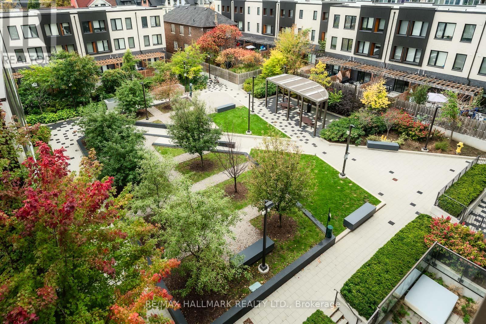 420 - 80 VANAULEY STREET