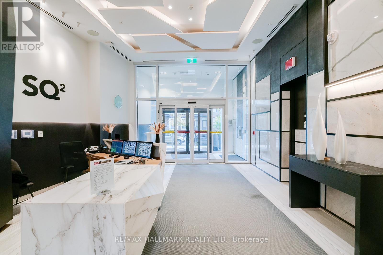 420 - 80 VANAULEY STREET