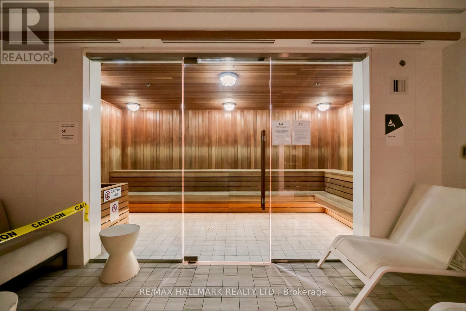 420 - 80 VANAULEY STREET