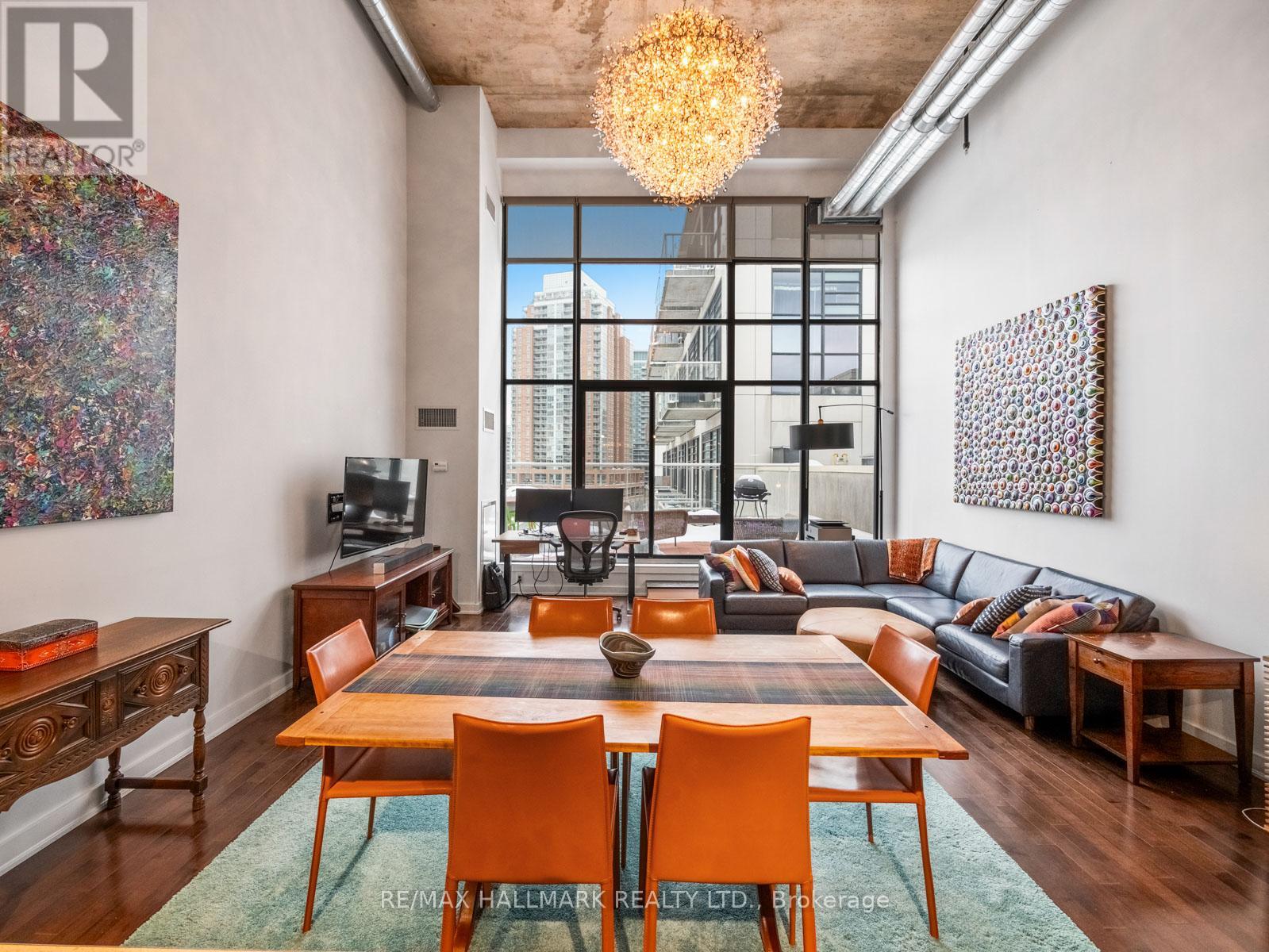 534 - 43 HANNA AVENUE