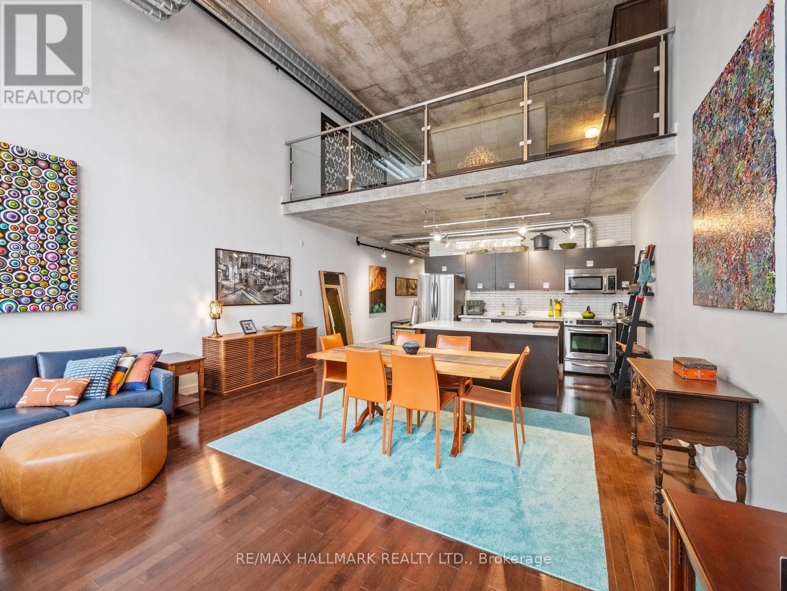 534 - 43 HANNA AVENUE