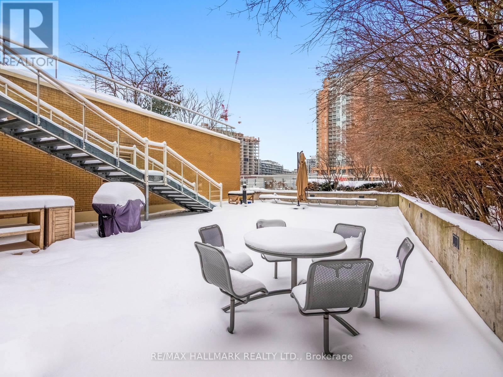 534 - 43 HANNA AVENUE