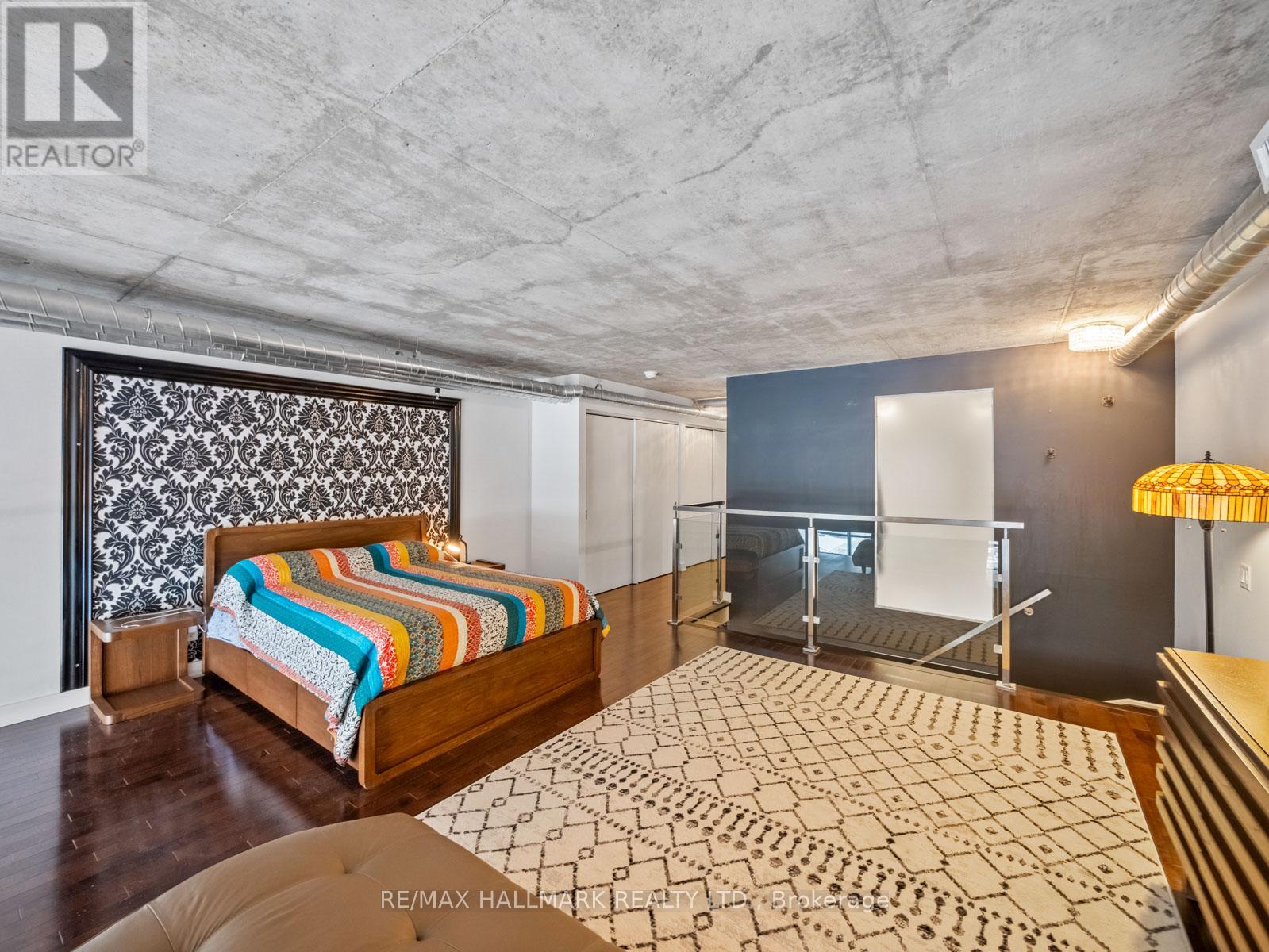 534 - 43 HANNA AVENUE