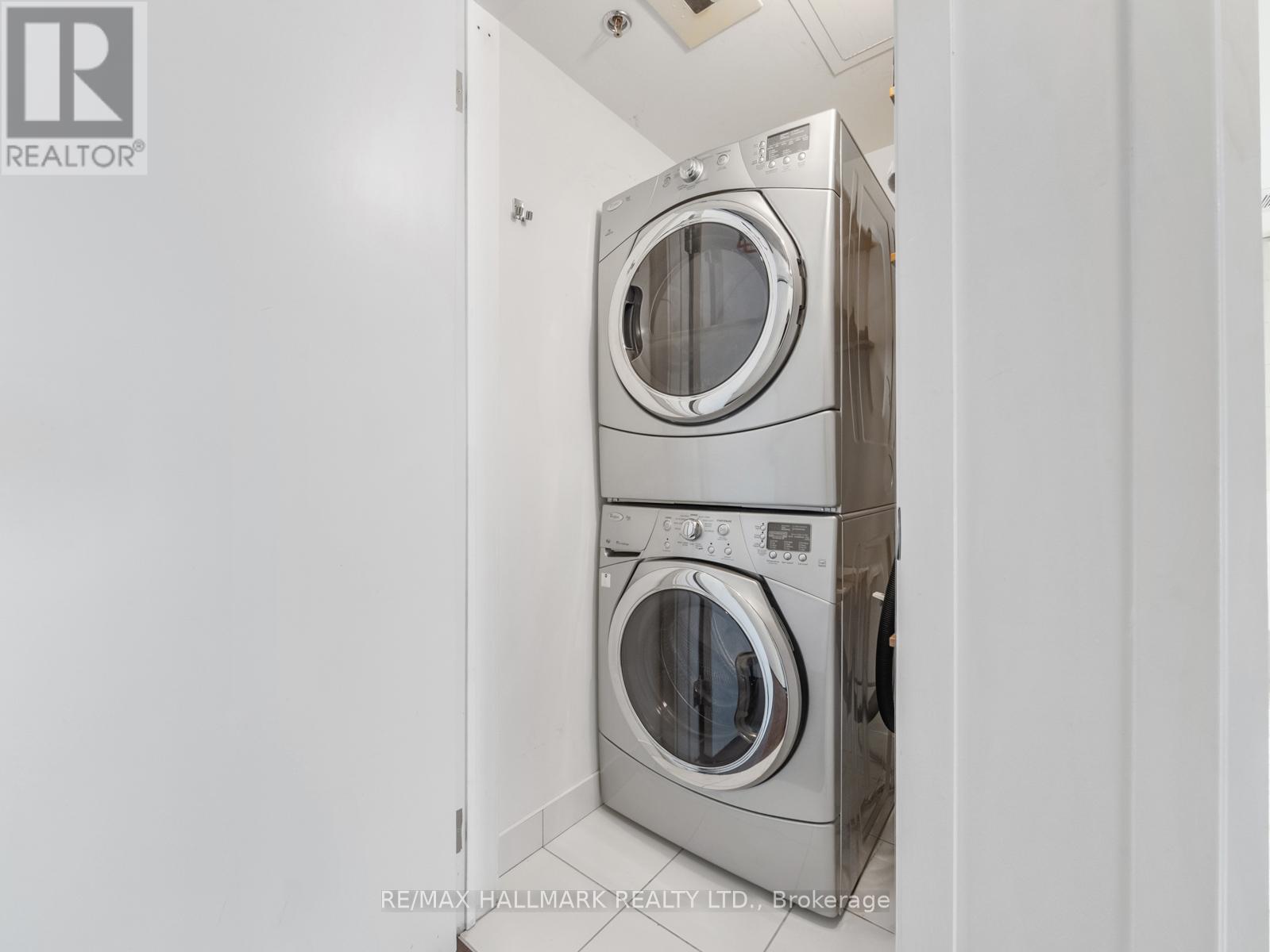 534 - 43 HANNA AVENUE