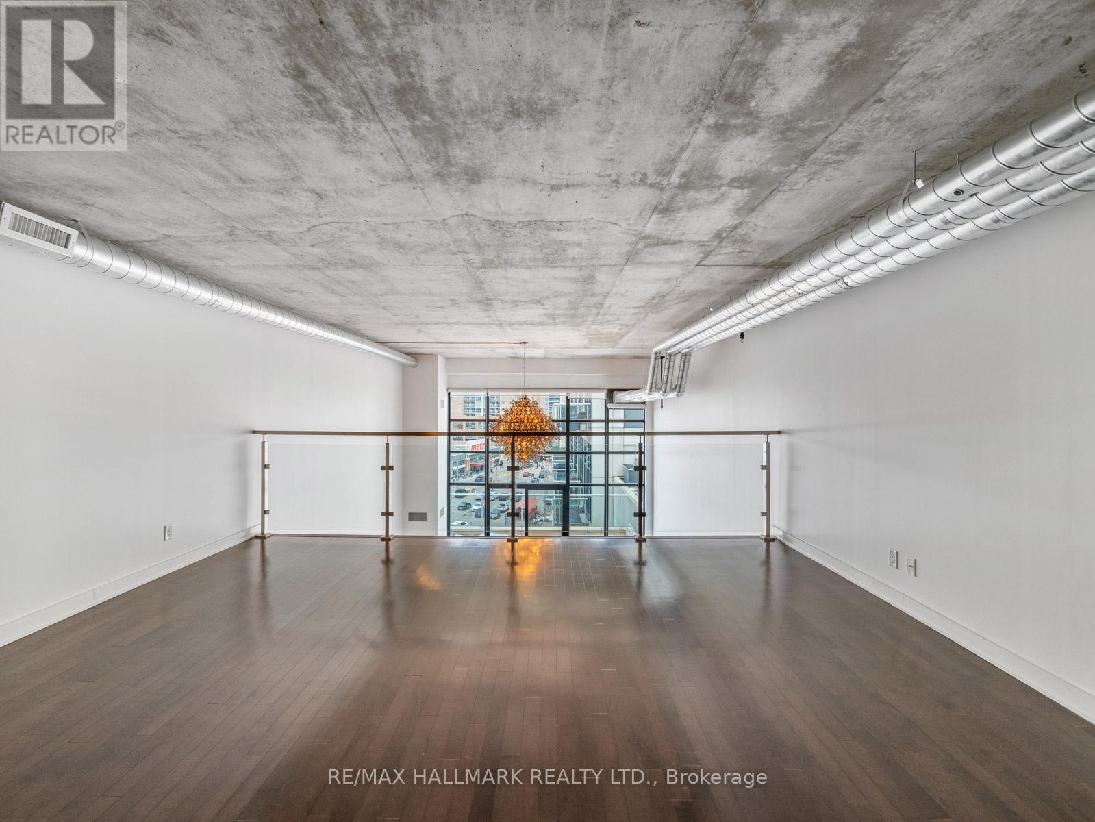 534 - 43 HANNA AVENUE