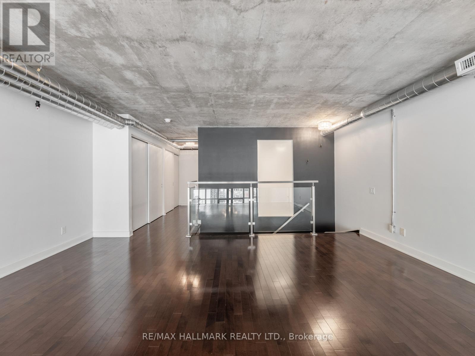 534 - 43 HANNA AVENUE