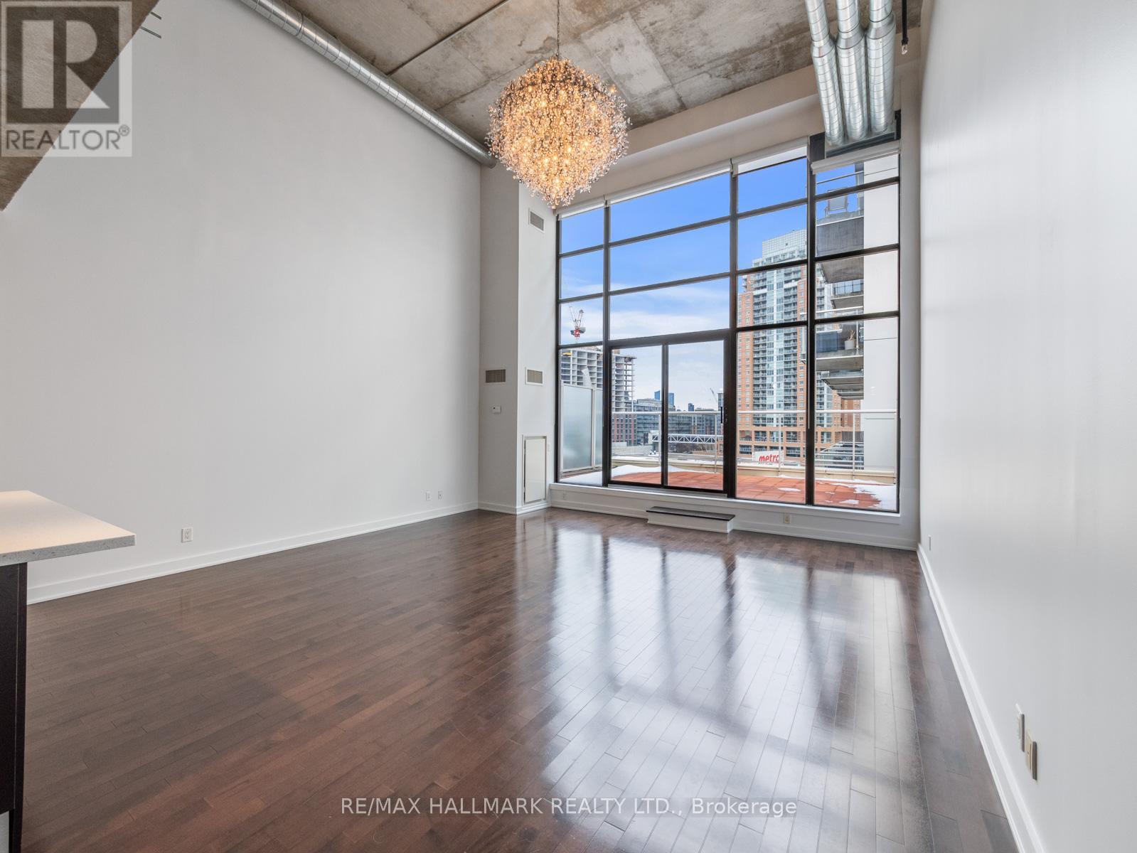 534 - 43 HANNA AVENUE