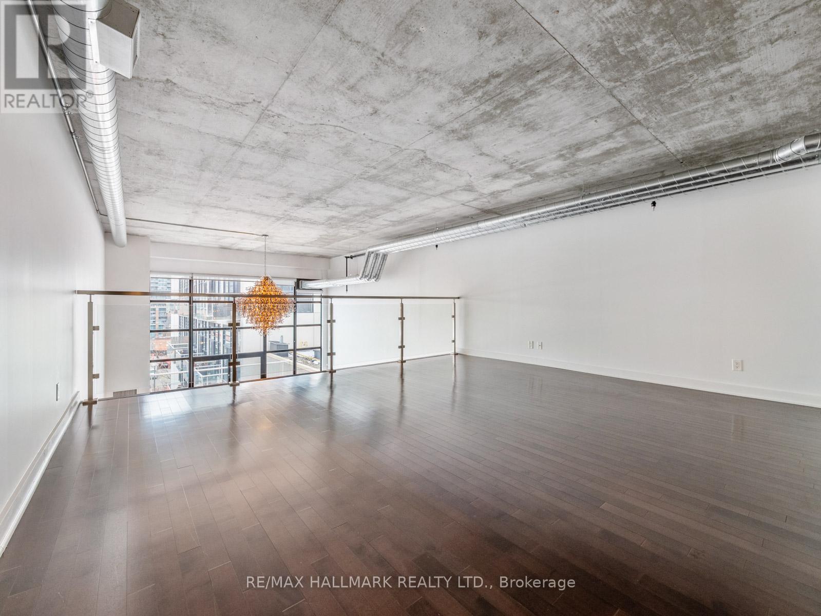 534 - 43 HANNA AVENUE