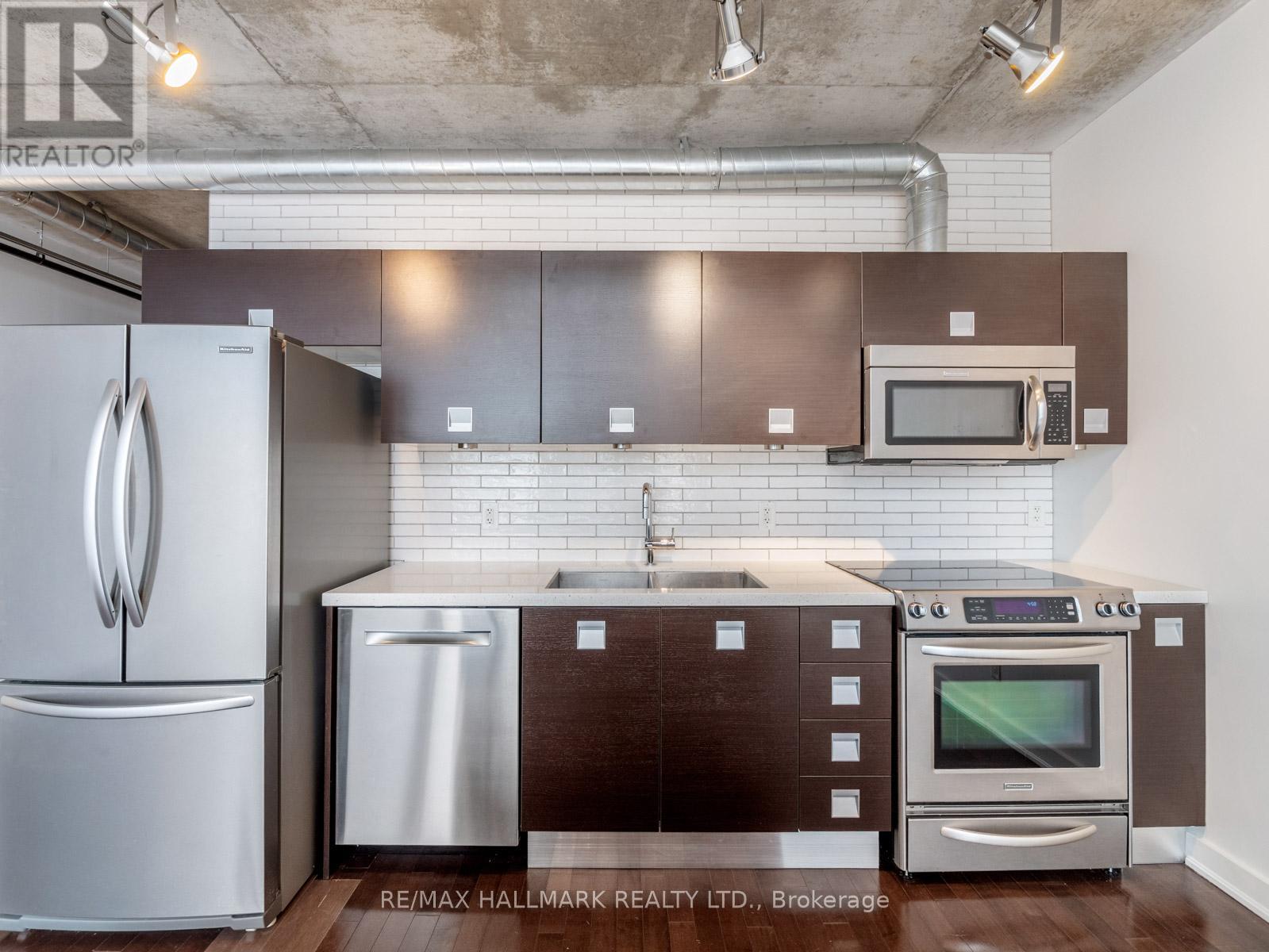 534 - 43 HANNA AVENUE