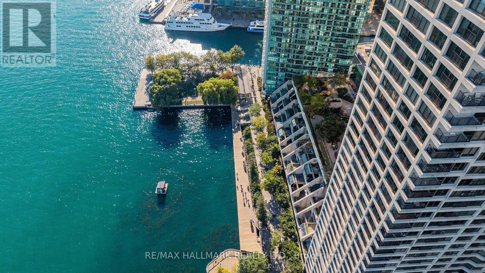 2408 - 65 HARBOUR SQUARE