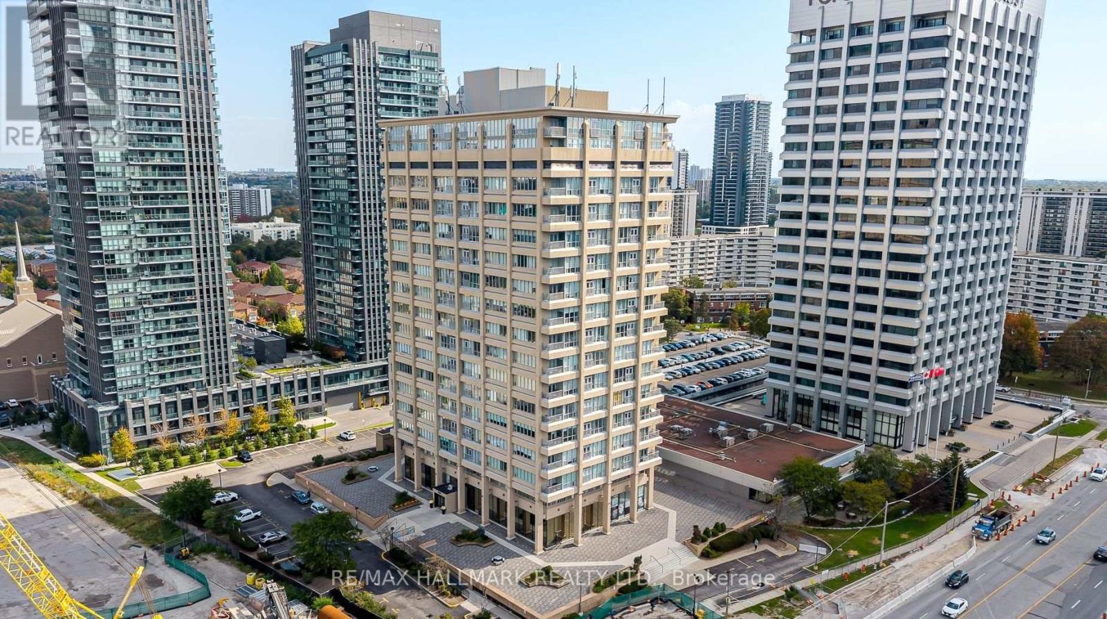 606 - 797 DON MILLS ROAD