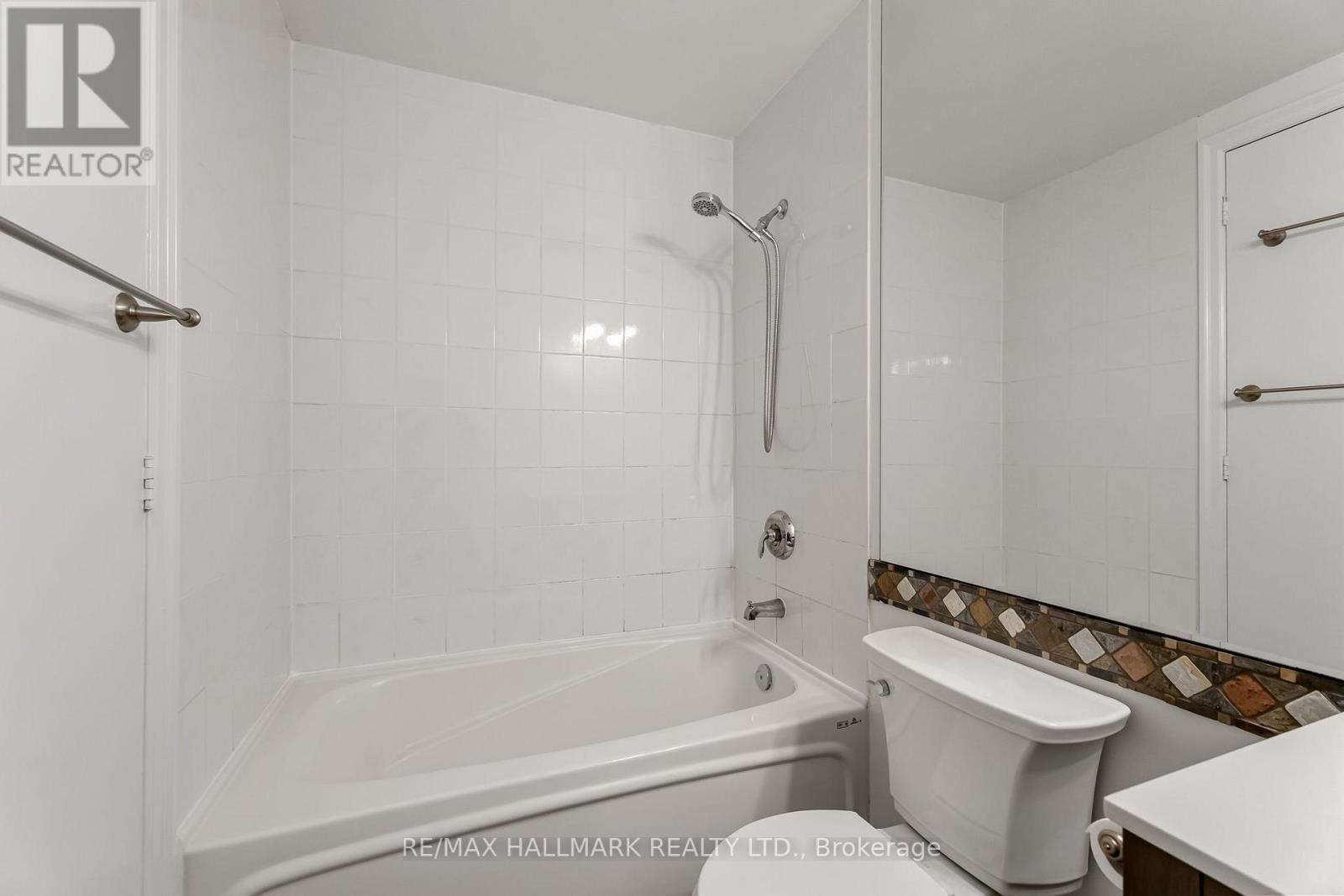 606 - 797 DON MILLS ROAD