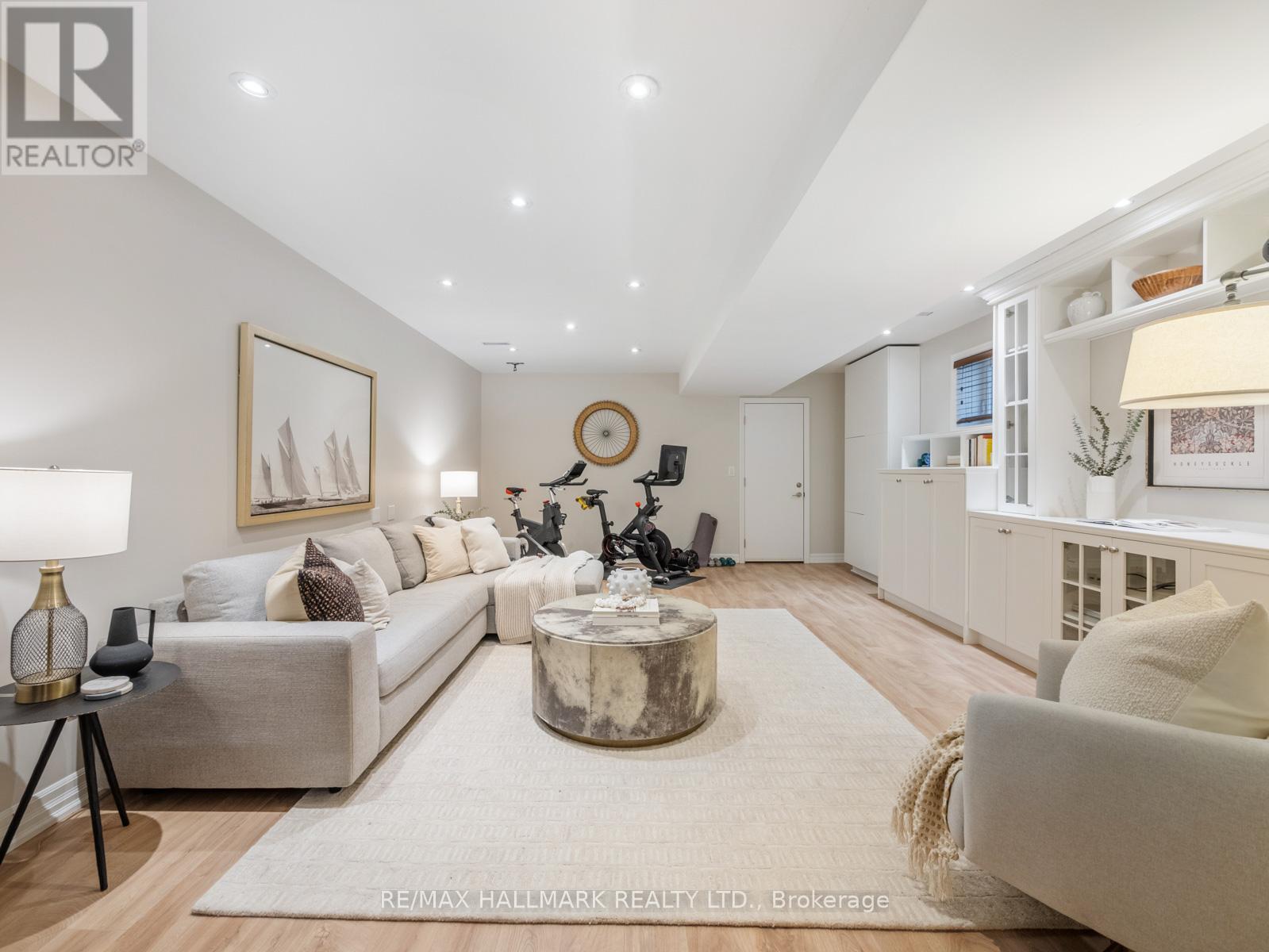 336 MONARCH PARK AVENUE