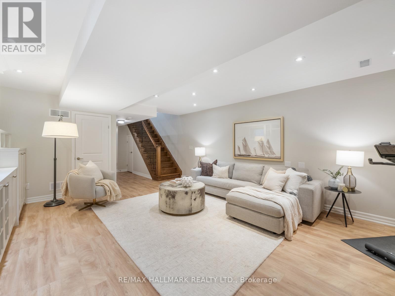 336 MONARCH PARK AVENUE