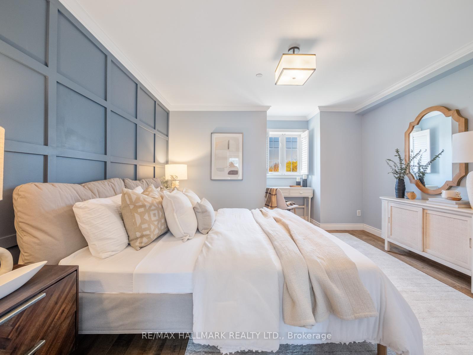 1518 Queen Street, Toronto