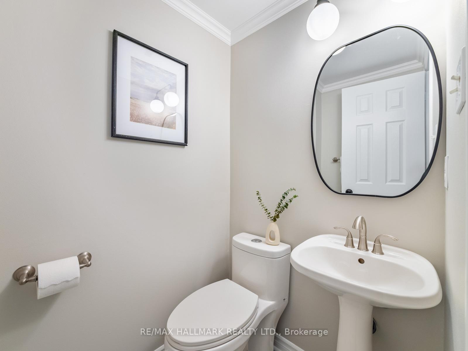 1518 Queen Street, Toronto