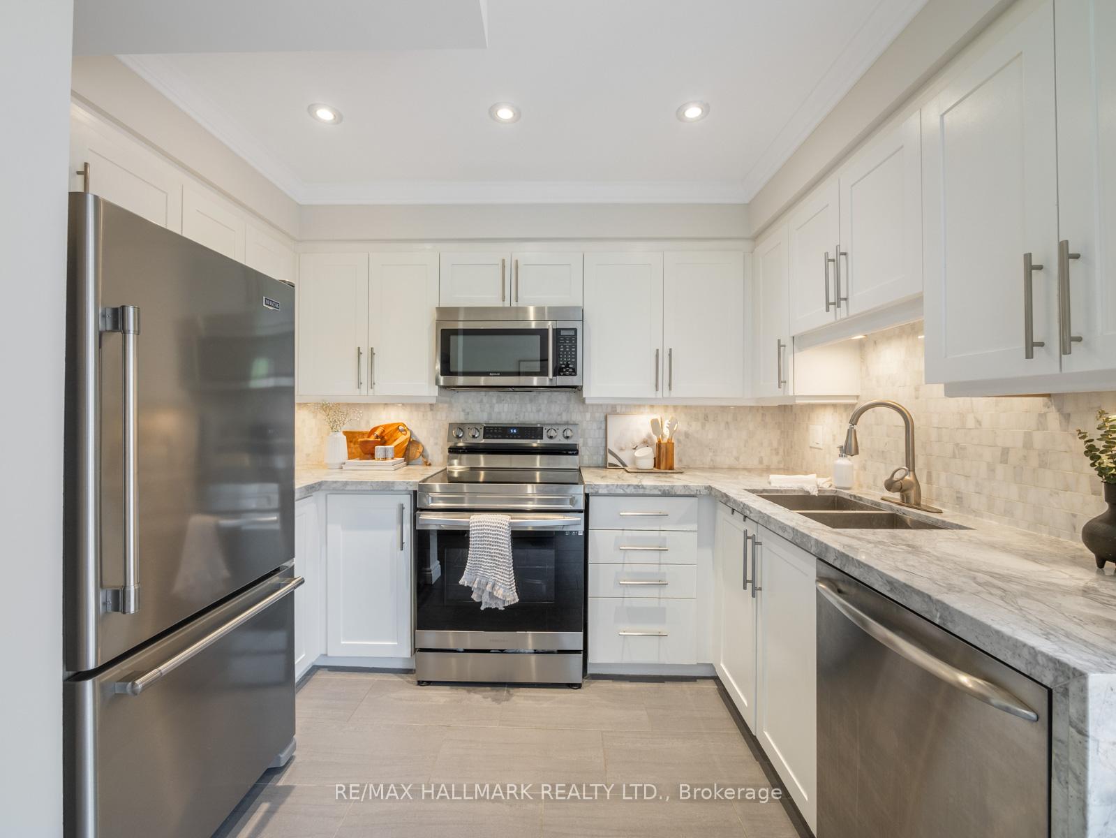 1518 Queen Street, Toronto