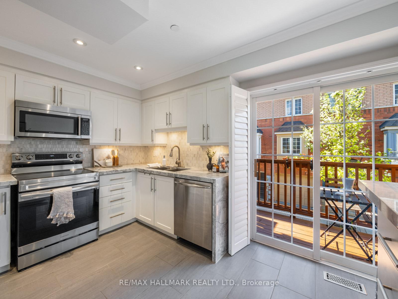 1518 Queen Street, Toronto