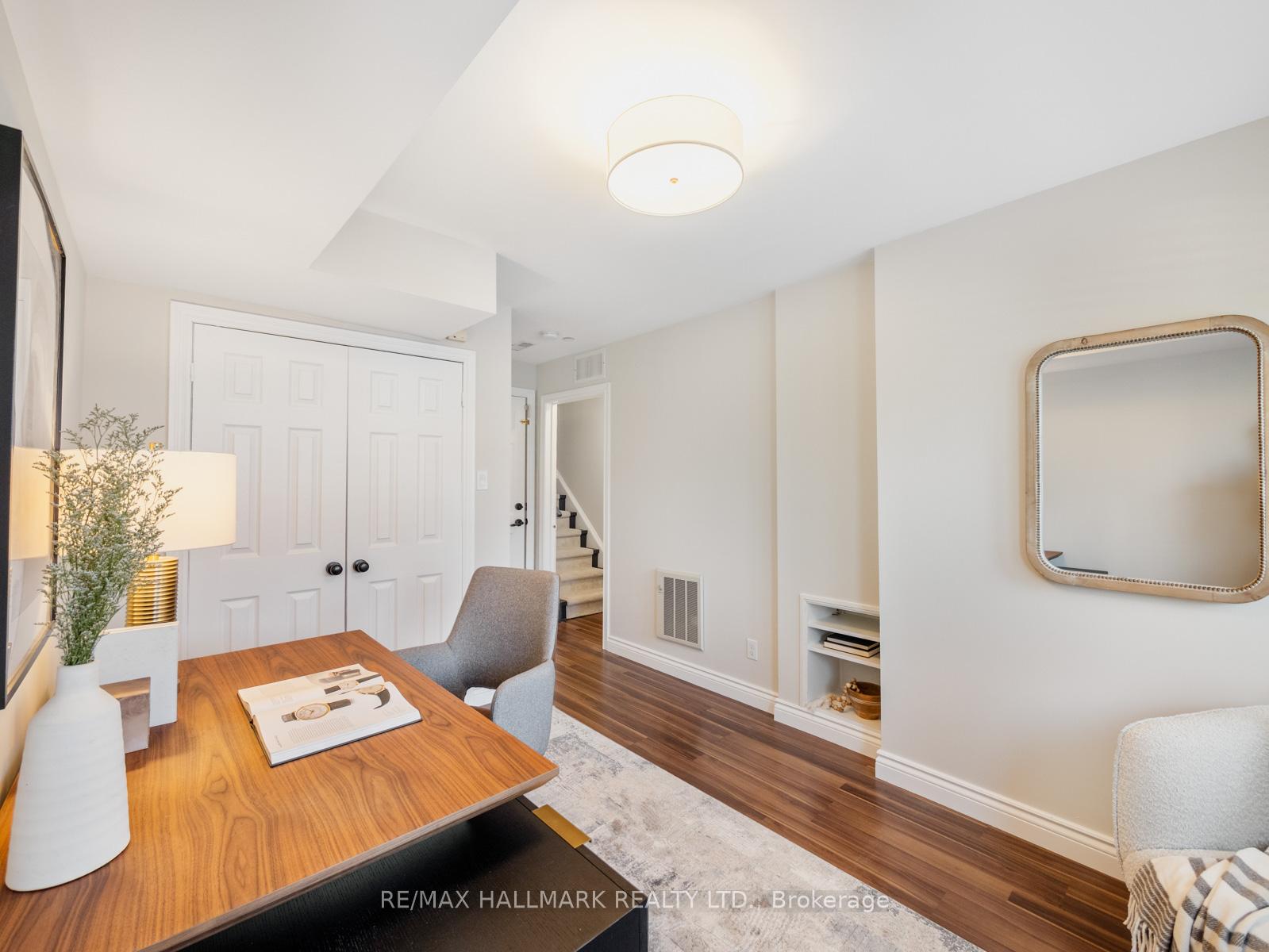 1518 Queen Street, Toronto