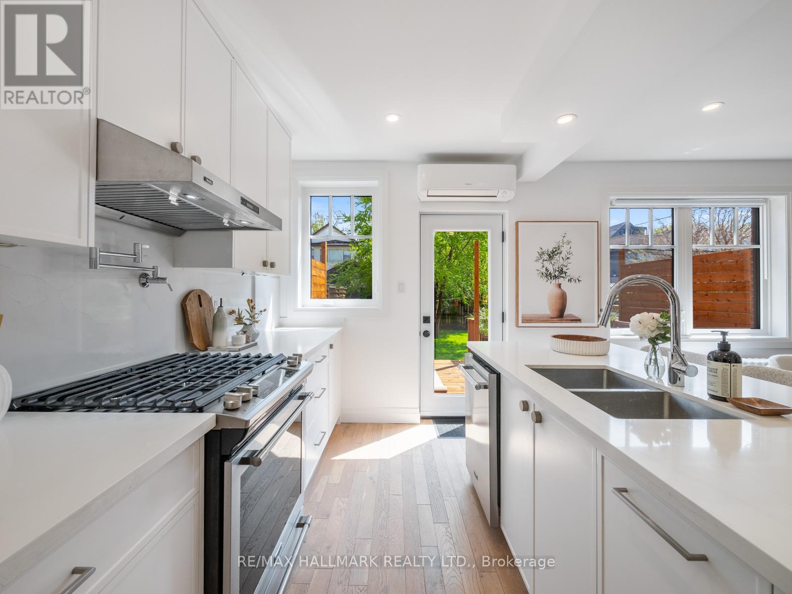 311 Scarborough Rd