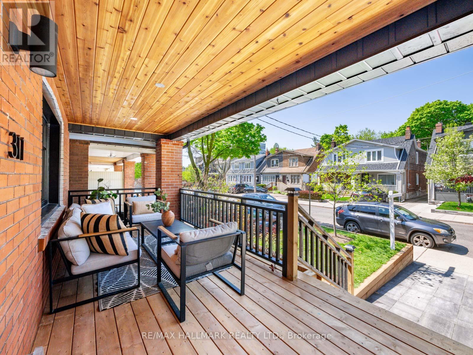 311 Scarborough Rd