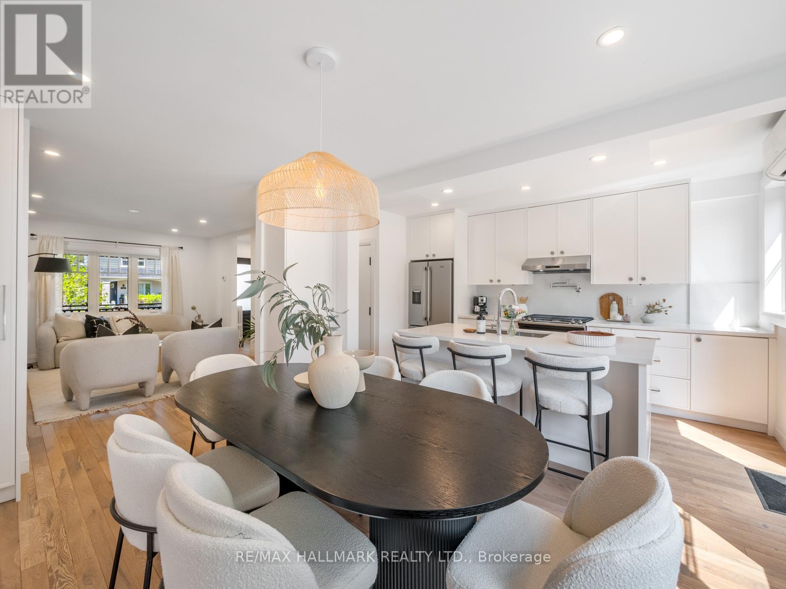 311 Scarborough Rd