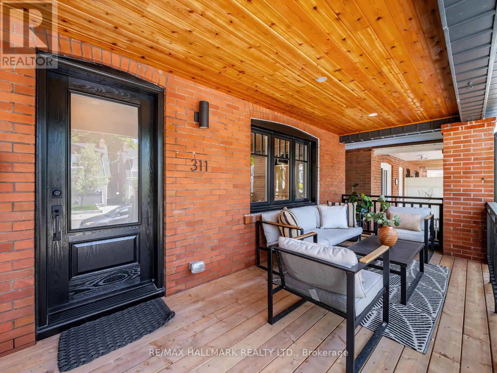 311 Scarborough Rd