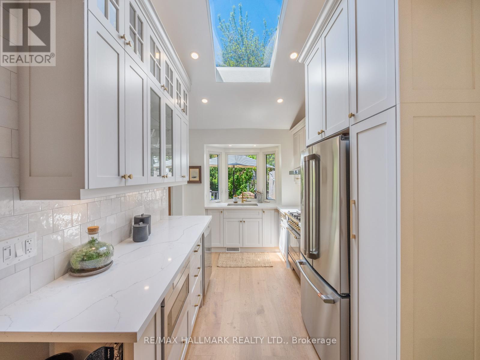 24 Meadow Ave