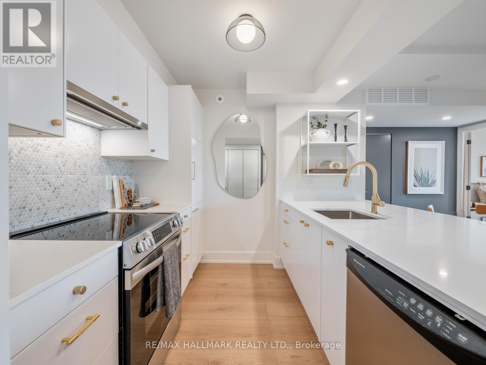 301 - 1797 QUEEN STREET E